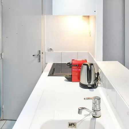 Modern And Charming Flat With Ac At The Heart Of Juan-les-pins - Welkeys Διαμέρισμα Αντίμπ